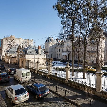 Palace view apartments - 24 Kopernyka str. Lviv Bagian luar foto