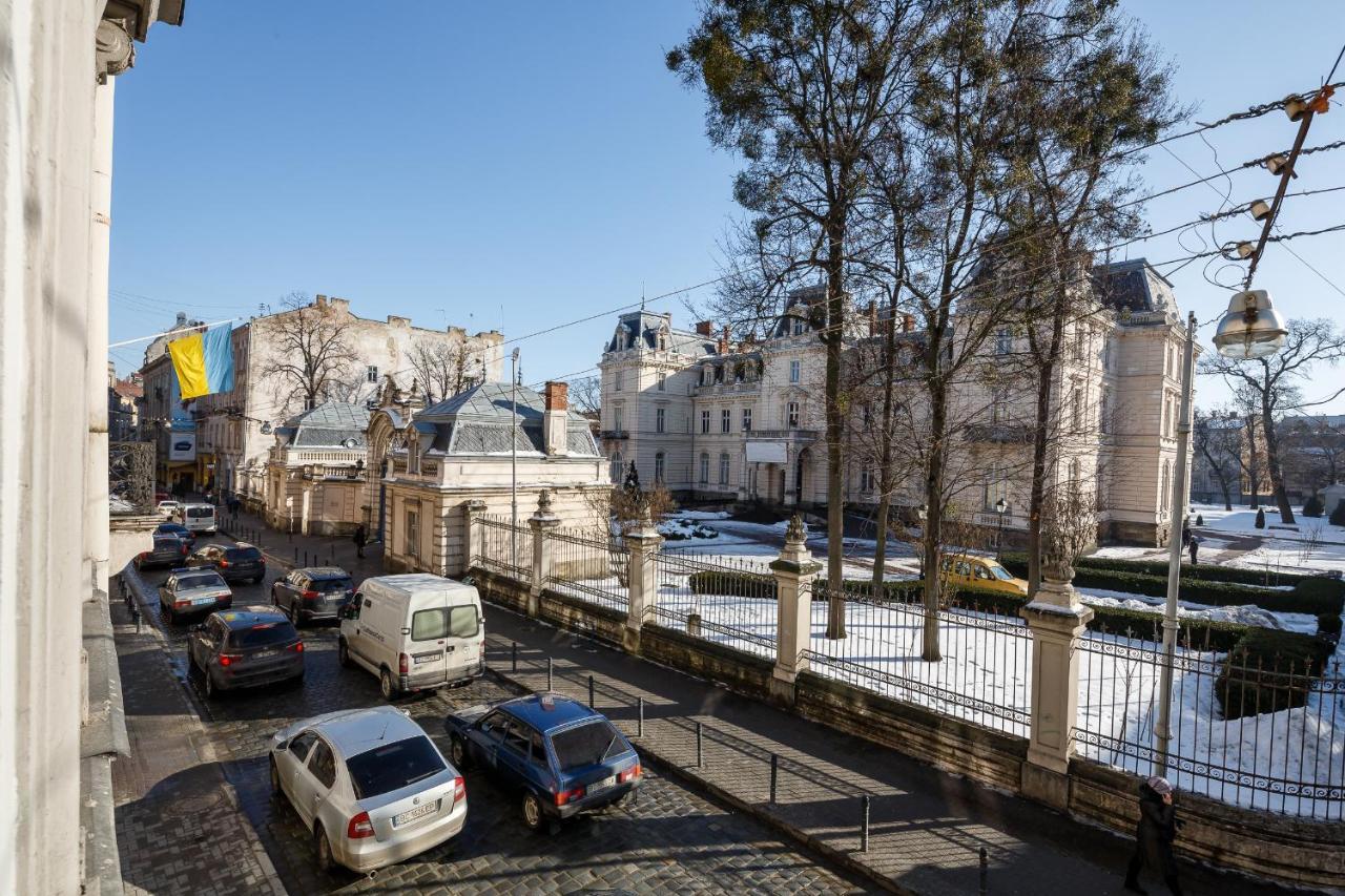 Palace view apartments - 24 Kopernyka str. Lviv Bagian luar foto