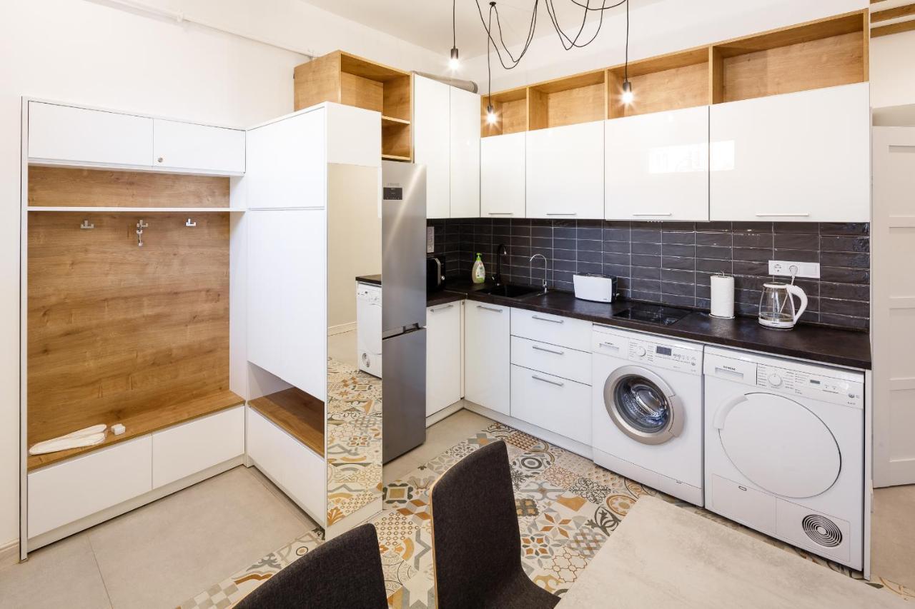 Palace view apartments - 24 Kopernyka str. Lviv Bagian luar foto